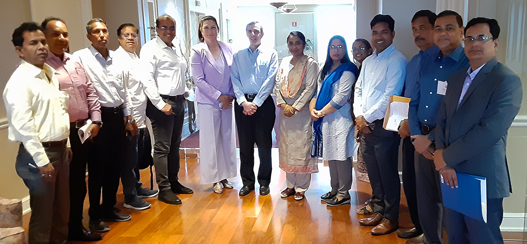 ScottHulse Welcomes Bangladesh Visitors